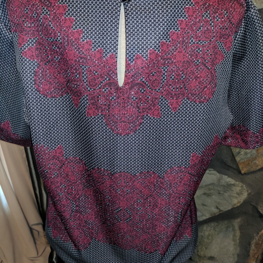 Woman top - Picture 5 of 5